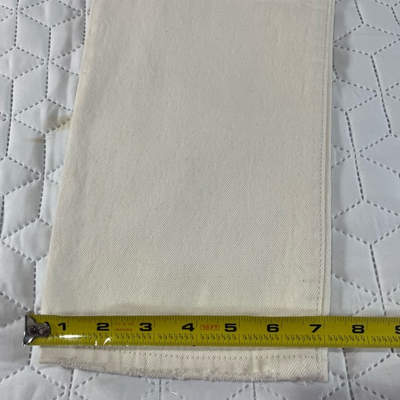 Levi's 501 Button Fly Cropped Straight Distressed Jeans Cream Women's Size 30 - Picture 10 of 12